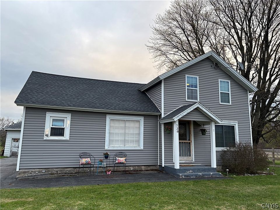 1st image of 738 Markham Hollow Rd