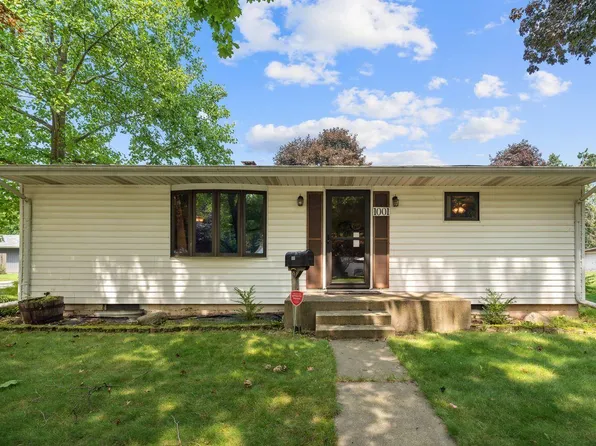 1001 Plain St, La Porte, IN 46350