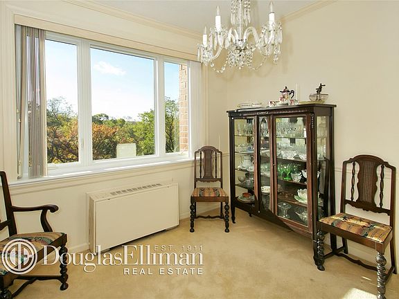 5th image of 16 Rockledge Ave APT 4L2