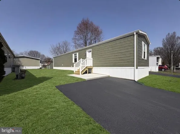 6304 Fuller Dr, Morrisville, PA 19067