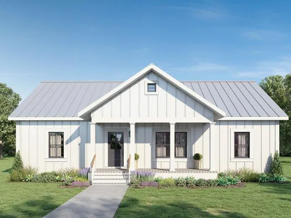 151 Washington Ave, Topping, VA 23169