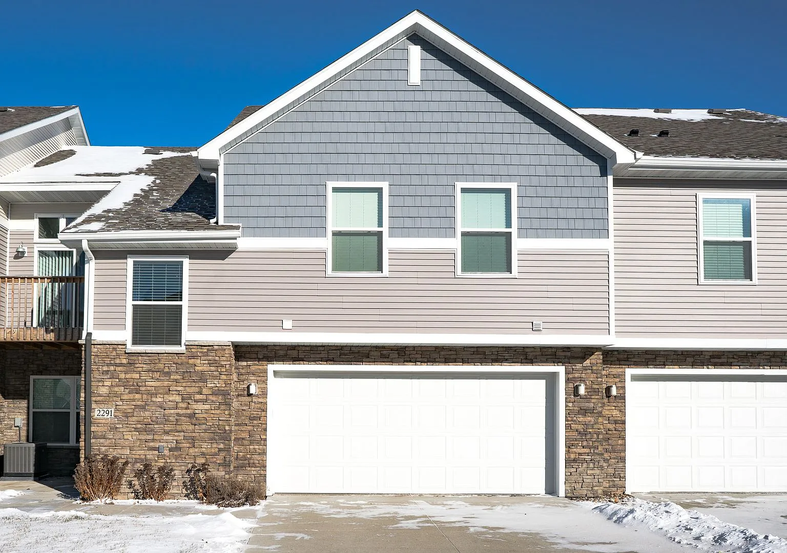 Ironwood Glen Townhomes — Photo 1