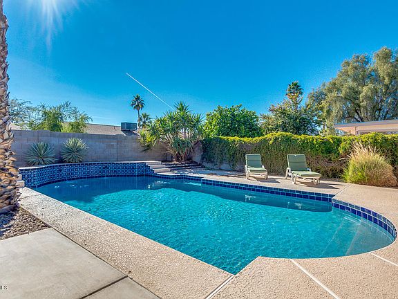 2nd image of 6841 E Beverly Ln