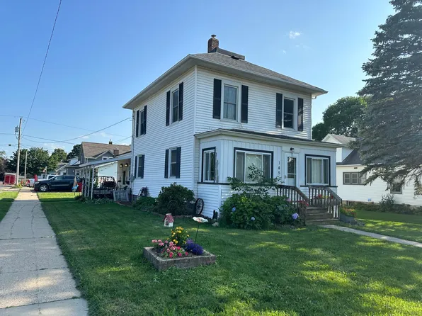 145 E Broadway, Plainview, MN 55964