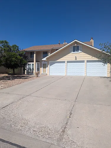 10233 La Paz Dr NW Photo 1