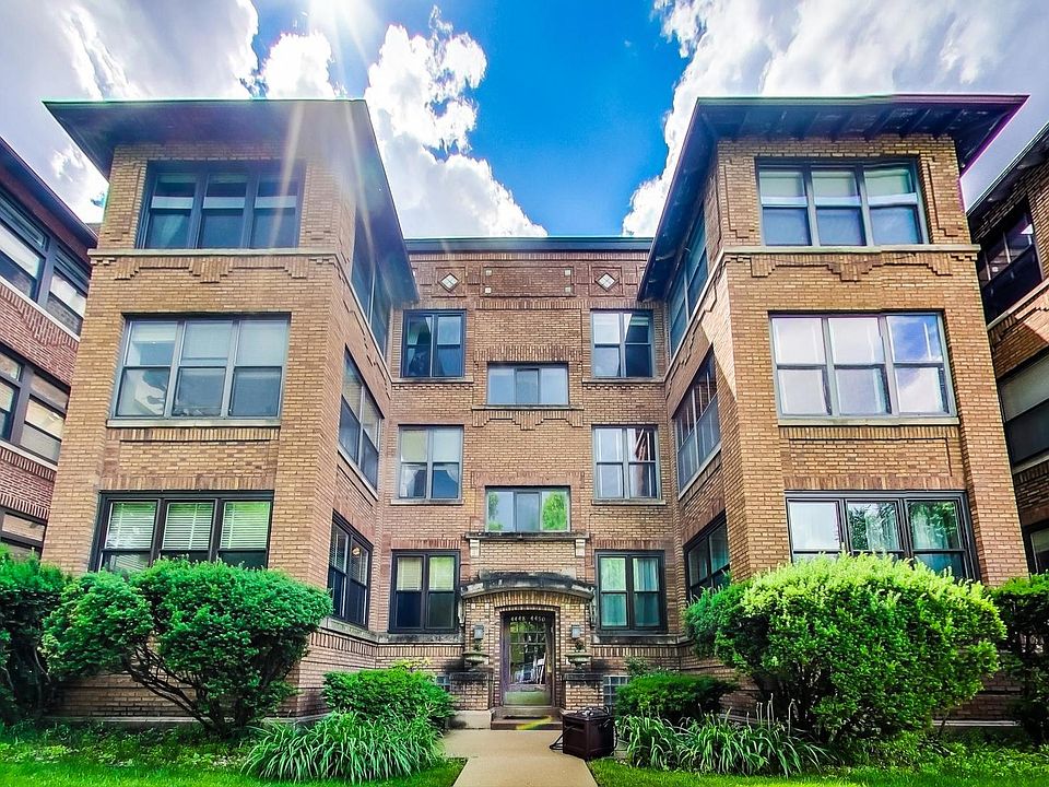1st image of 4448 N Malden St APT 2S