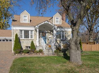 72 Colonial Dr, Clark, NJ 07066