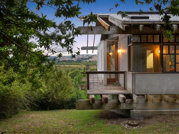 6 Noren Way, Point Reyes Station, CA 94956