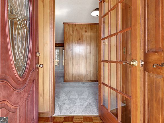 3rd image of 280 Hannah Rd