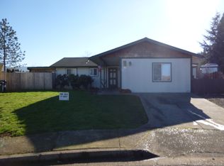225 F St, Creswell, OR 97426