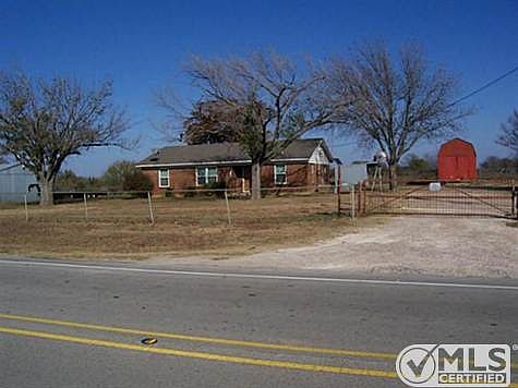 1st image of 3155 S Burleson Blvd