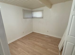 936 Murrow Ct, Lawrence, KS 66049