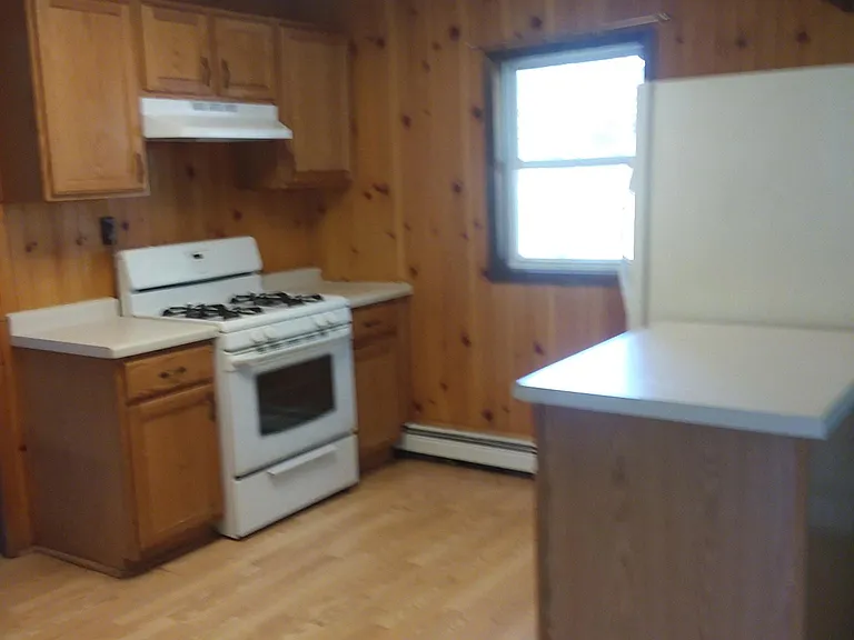 444 S Vincent St — Photo 3