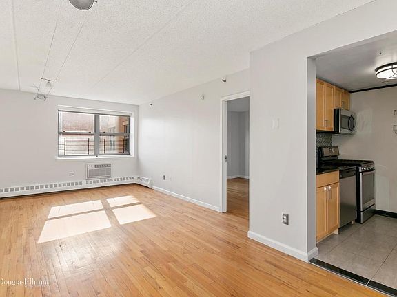 4th image of 1831 Madison Ave APT 3N