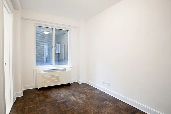 Rented by essential NEW YORK Real Estate | media 13