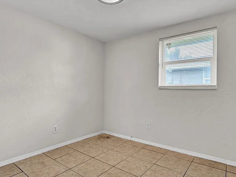 5526 59th Way N #1 — Photo 10