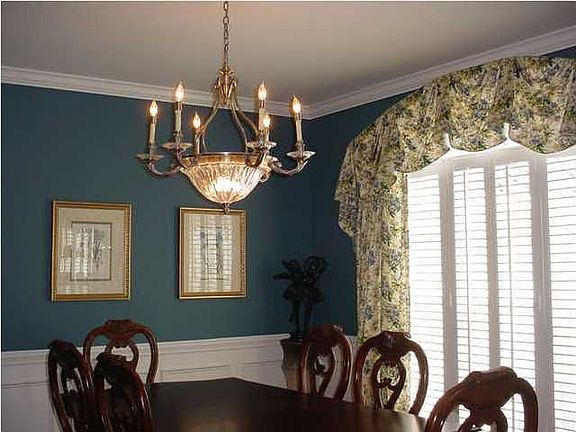 3rd image of 3165 Grassy Cove Ln