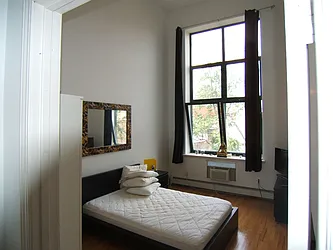 Rented by Joel Weisz, LREB