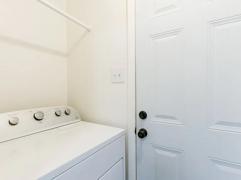 406 Bangor Ave — Photo 31