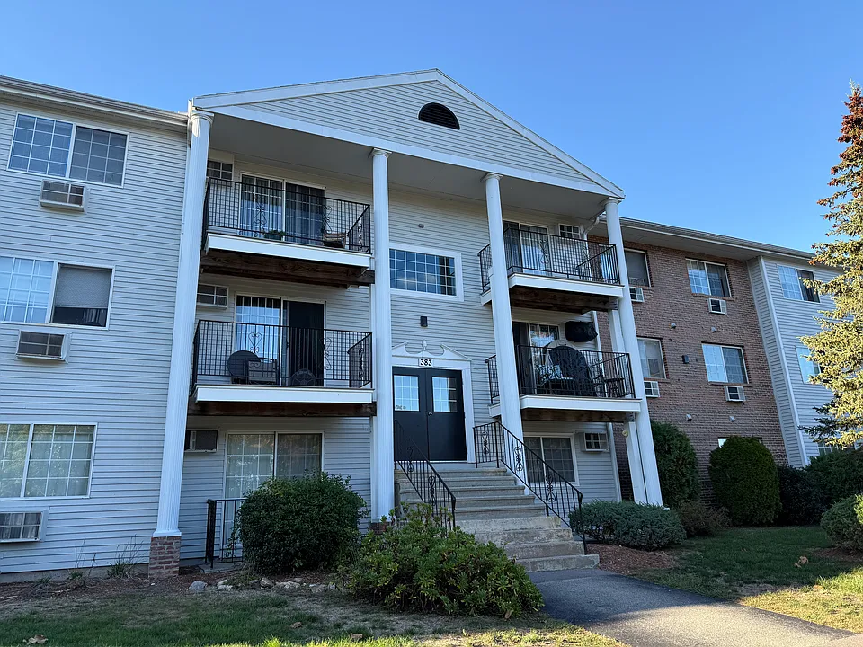 Park View Hills Condominiums