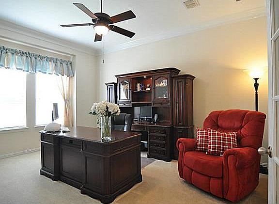 3rd image of 4909 Greatstone Ln