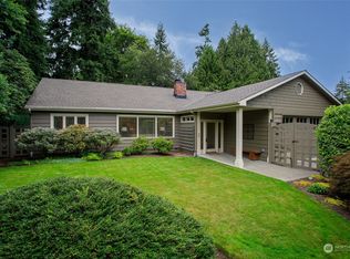 3925 90th Ave SE, Mercer Island, WA 98040