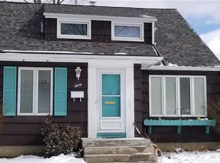 30 Mayfair Ln, Tonawanda, NY 14150