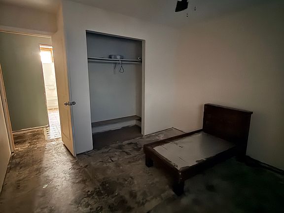 2nd image of 211 Estate Dr