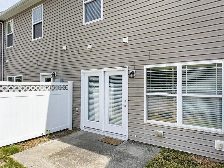 711-60 Keystone Park Dr — Photo 32