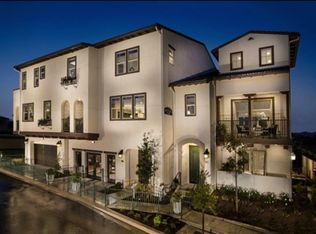 3000 E 19th St UNIT 104, Signal Hill, CA 90755