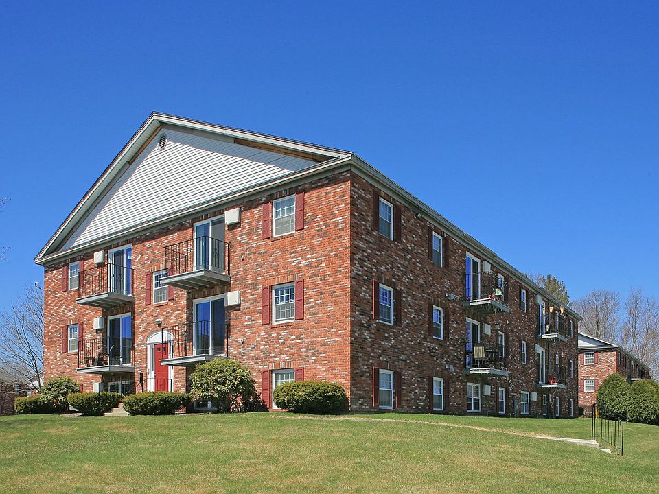 1st image of 173 Saint Anselms Dr #242