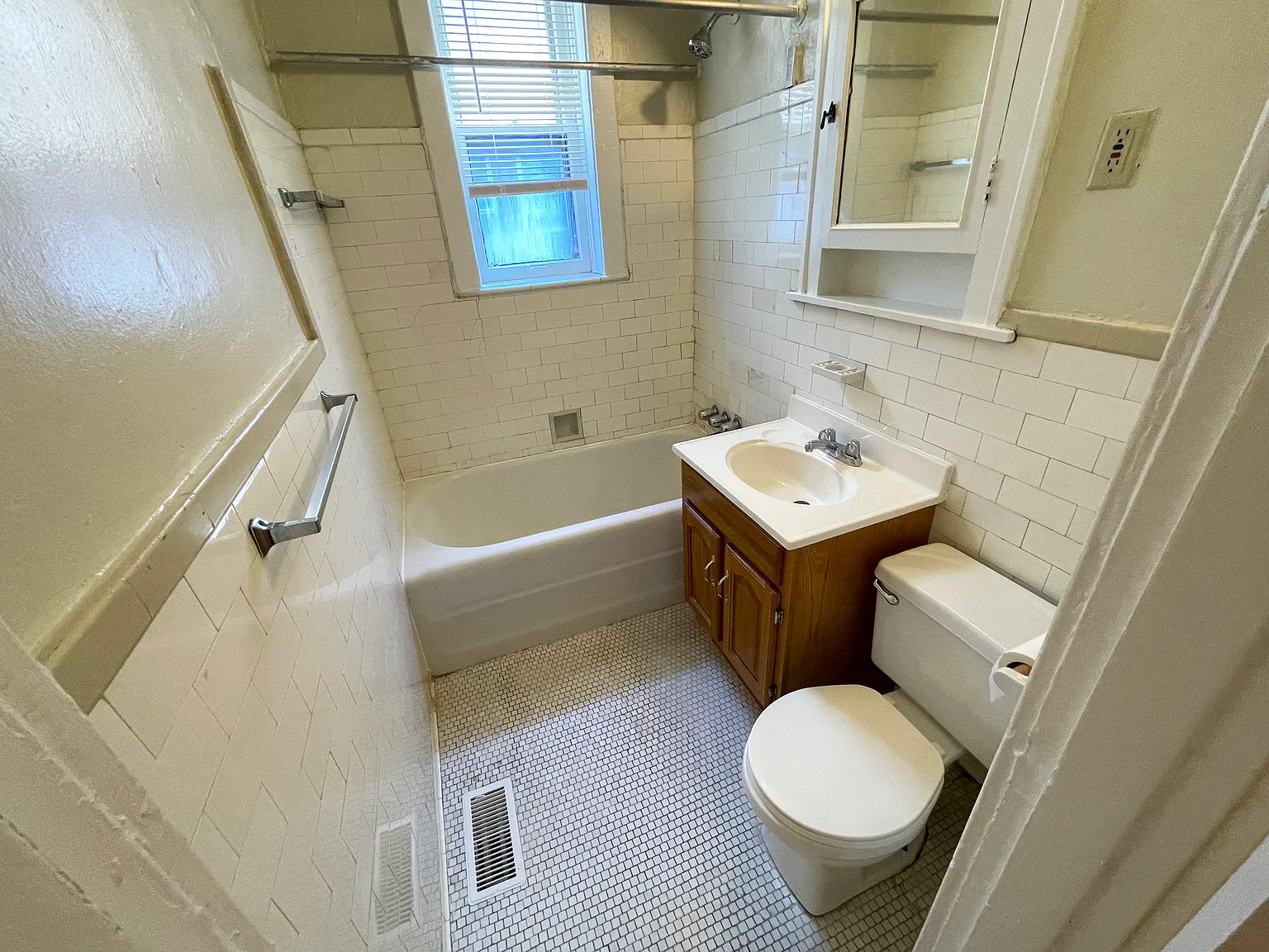 1 bed, 510 sqft, $895 — Photo 4
