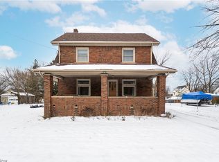 2803 Shady Run Rd, Youngstown, OH 44502