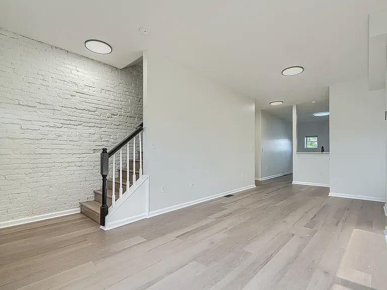 25 S Hilton St — Photo 4