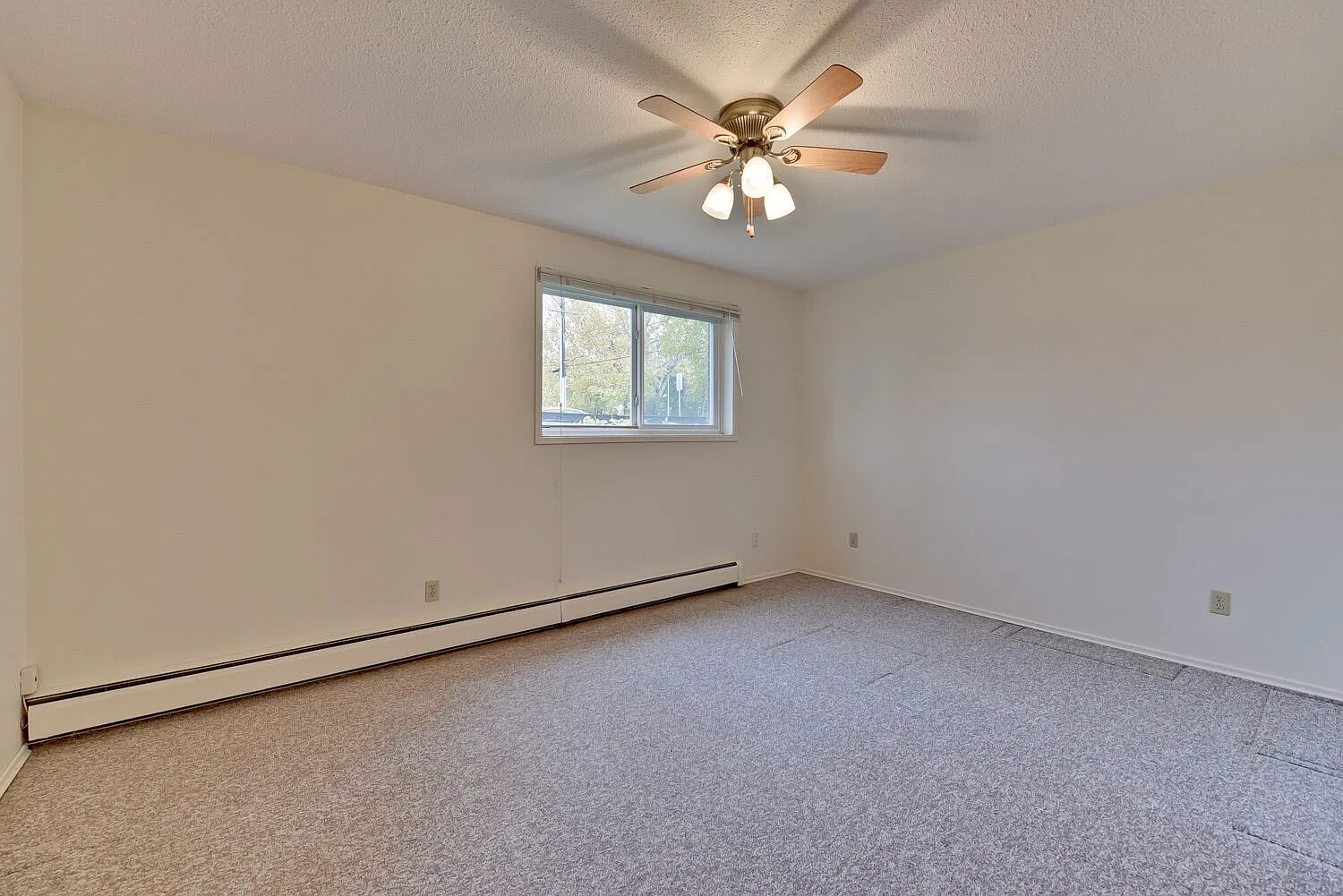 Grace Manor — Photo 4