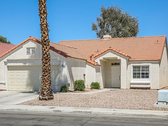 3rd image of 3744 Blue Dawn Dr