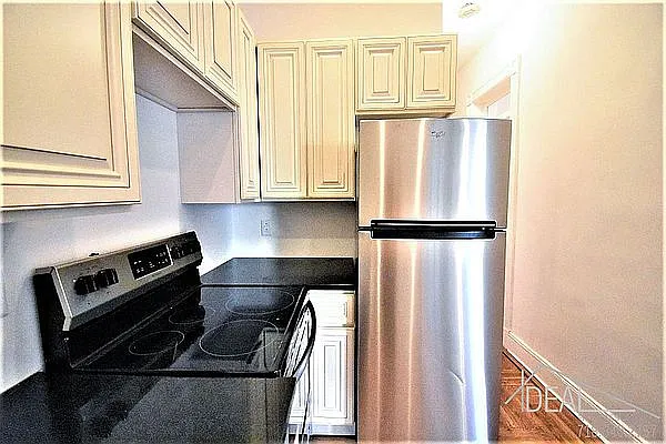 Rented by Ideal Properties Group | media 27