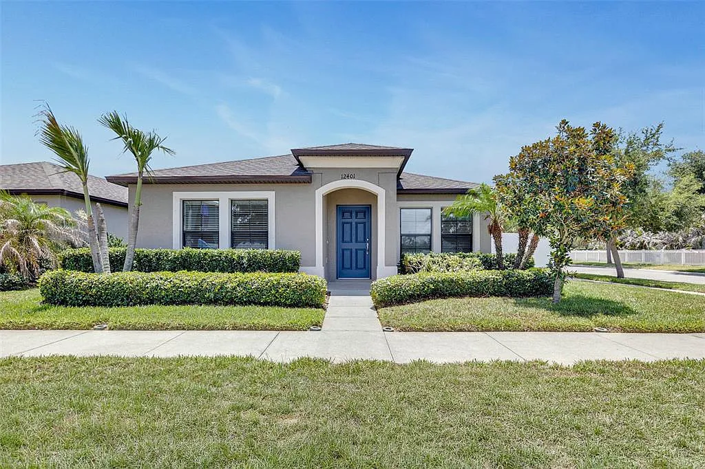 3 bed, 2.0 bath, 1458 sqft, $2,400 — Photo 1