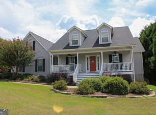 100 Laketrail Dr, Griffin, GA 30223