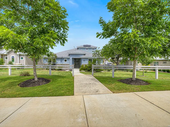 1216 MEYER PKWY, New Braunfels, TX 78132