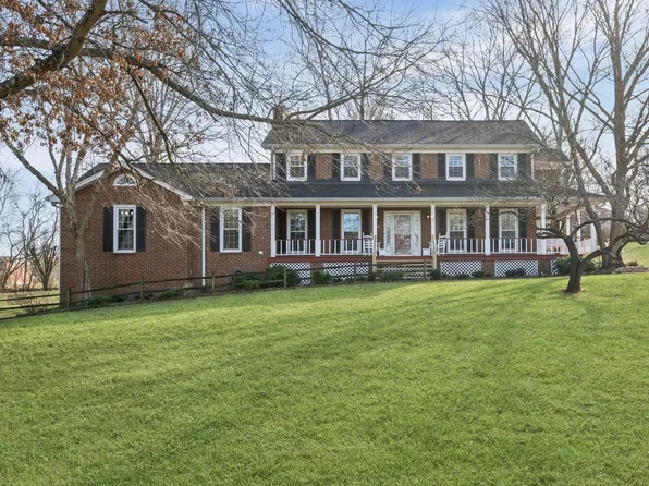 9221 Fox Run Dr, Brentwood, TN 37027