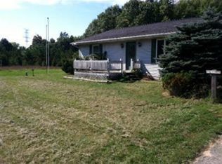10141 Felch Ave, Grant, MI 49327