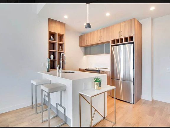 2nd image of 1802 Ocean Ave #2K