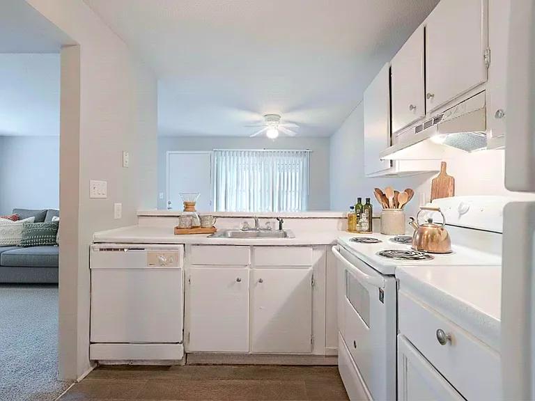 Enclave at North Point — Photo 107