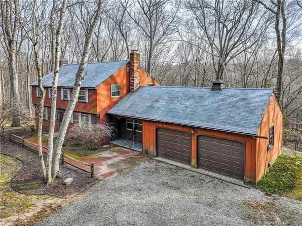 25 Southwood Road, Mansfield, CT 06268