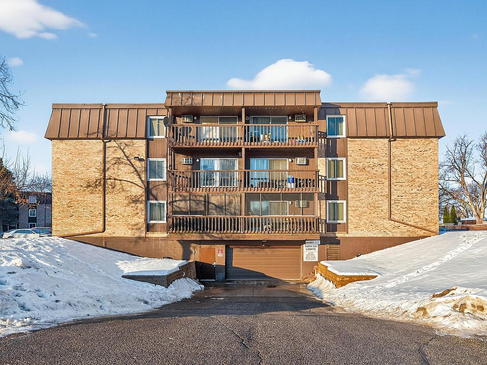 1st image of 4207 Lakeside Ave N APT 137