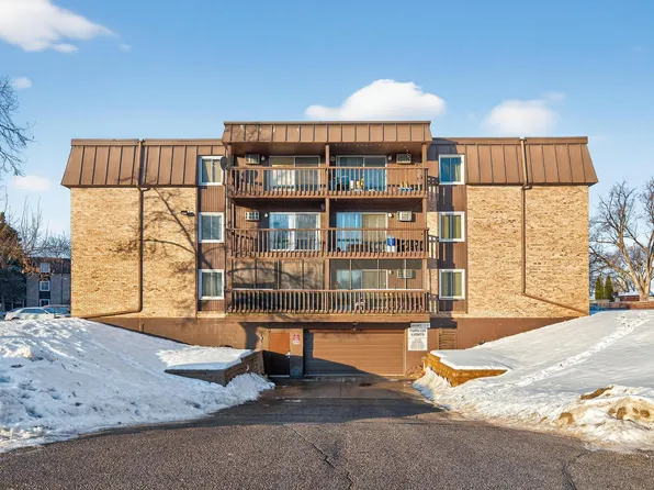 4207 Lakeside Ave N APT 137, Brooklyn Center, MN 55429