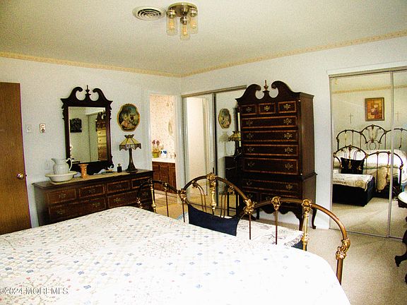 4th image of 3B Elmwood Court #52