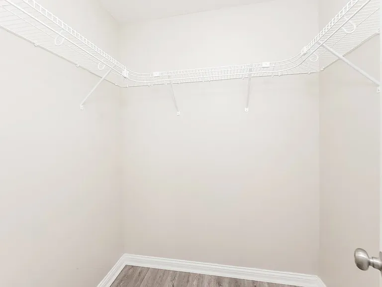 1818 Jefferson Ave — Photo 18