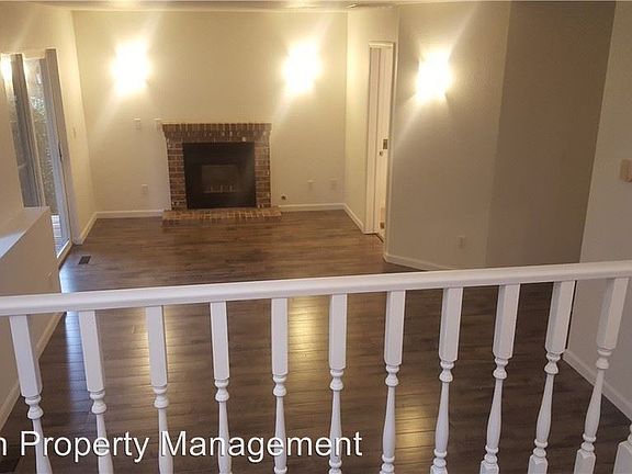 4th image of 9918 99th St SW